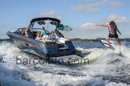 Sea Ray 230 SLX-W ficha técnica y opiniones